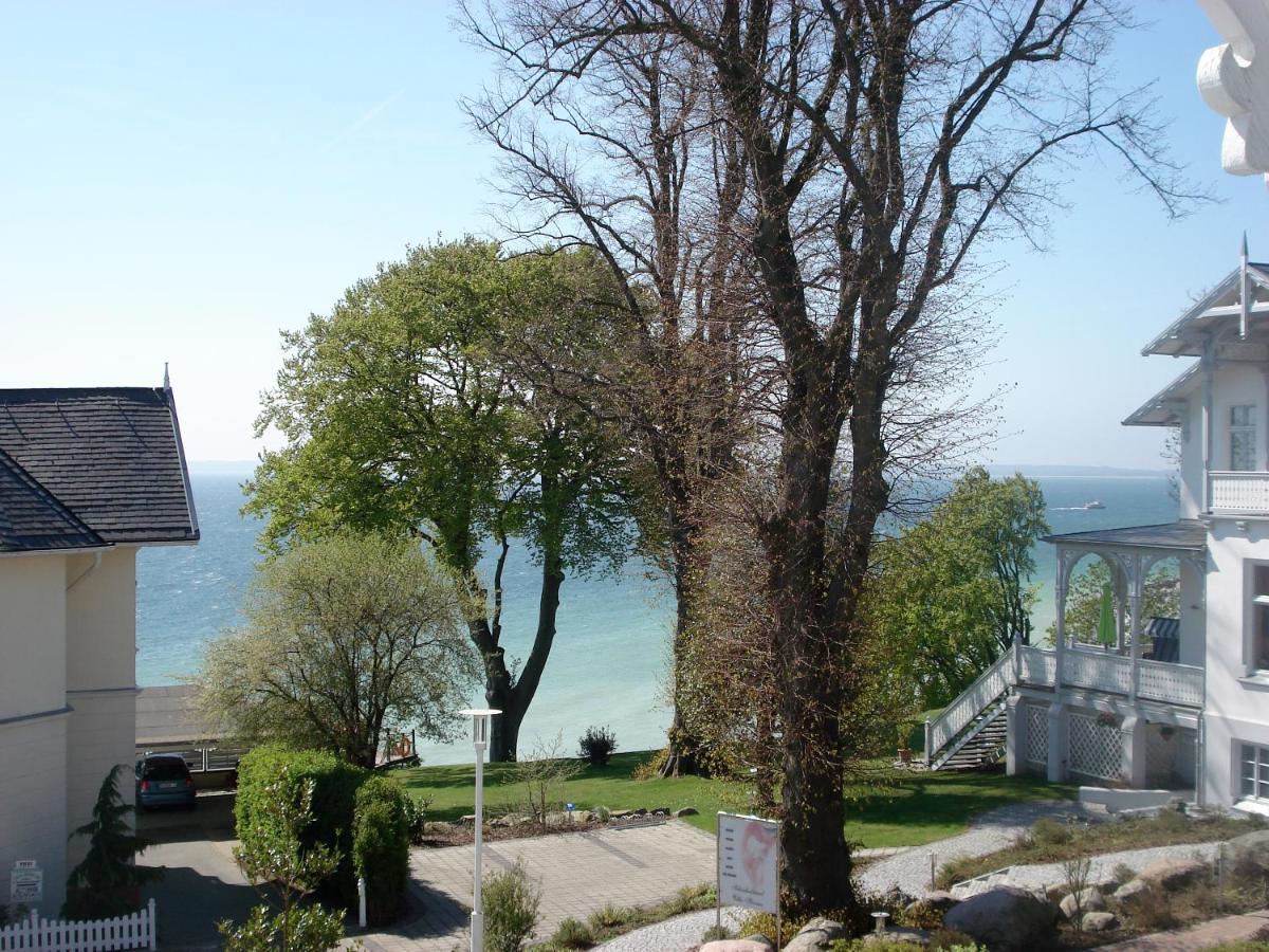 Villa Ostseelilie - Appartements Mit Balkon Und Meerblick ซาสนิทซ์ ภายนอก รูปภาพ