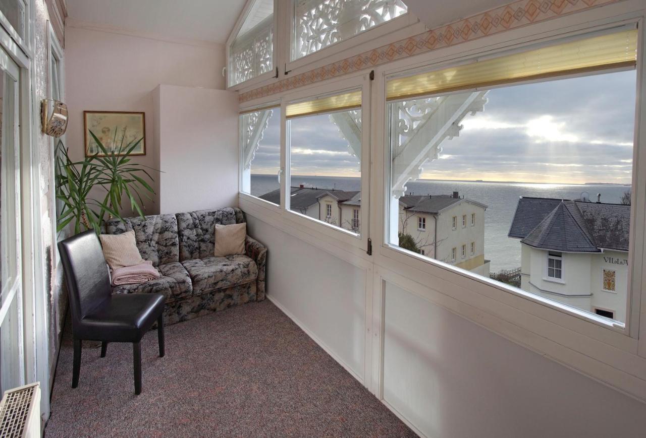 Villa Ostseelilie - Appartements Mit Balkon Und Meerblick ซาสนิทซ์ ภายนอก รูปภาพ