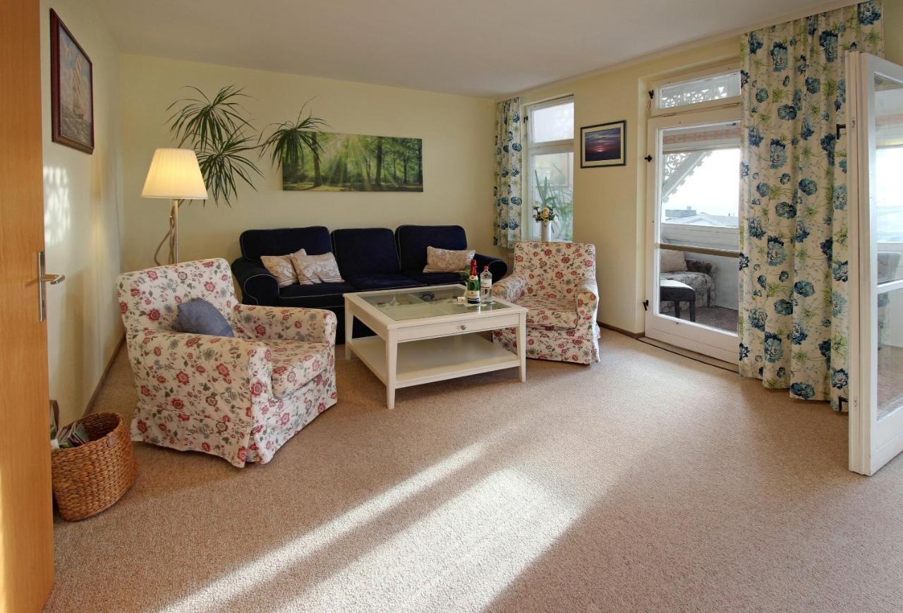 Villa Ostseelilie - Appartements Mit Balkon Und Meerblick ซาสนิทซ์ ภายนอก รูปภาพ