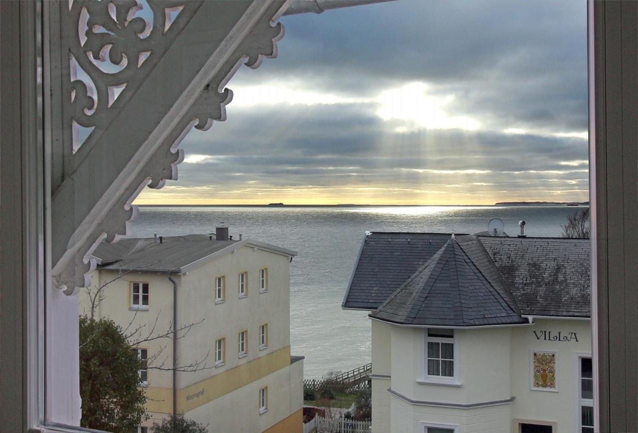 Villa Ostseelilie - Appartements Mit Balkon Und Meerblick ซาสนิทซ์ ภายนอก รูปภาพ