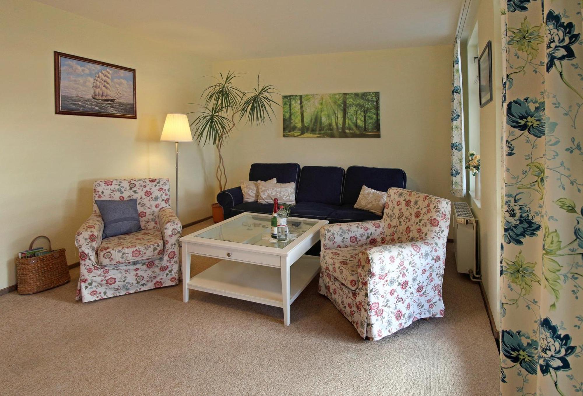 Villa Ostseelilie - Appartements Mit Balkon Und Meerblick ซาสนิทซ์ ห้อง รูปภาพ