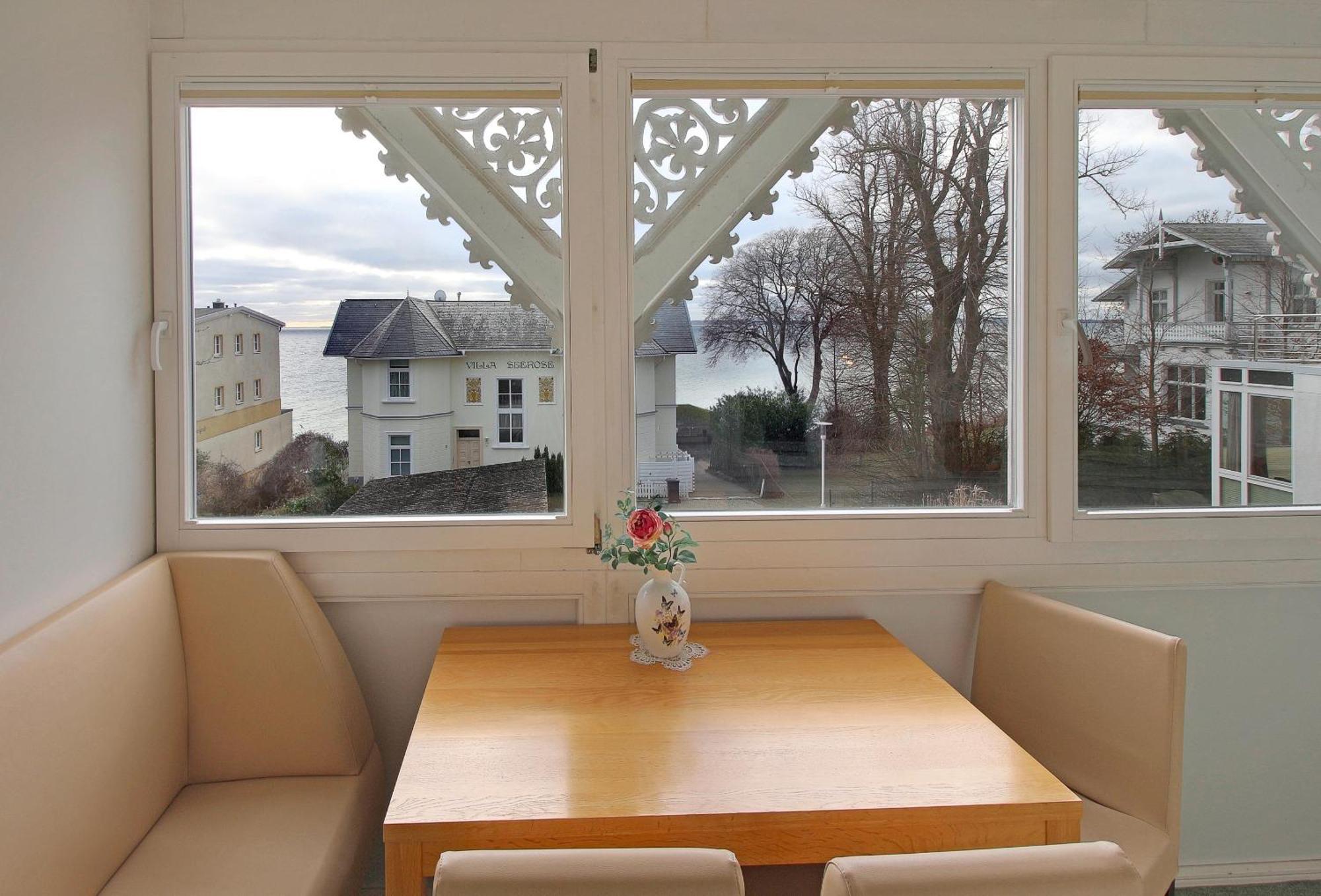 Villa Ostseelilie - Appartements Mit Balkon Und Meerblick ซาสนิทซ์ ห้อง รูปภาพ