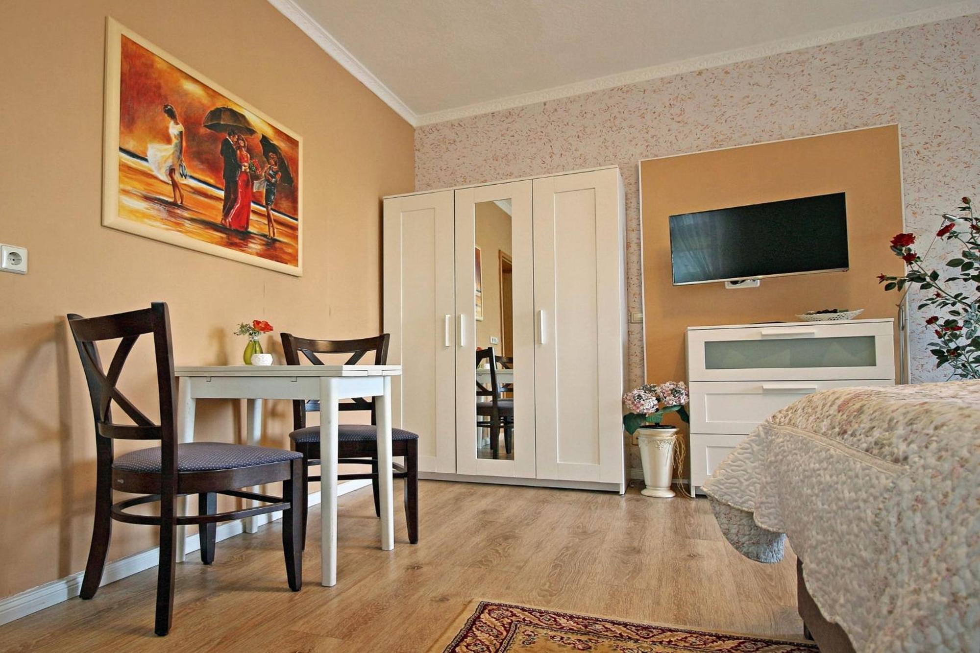 Villa Ostseelilie - Appartements Mit Balkon Und Meerblick ซาสนิทซ์ ห้อง รูปภาพ
