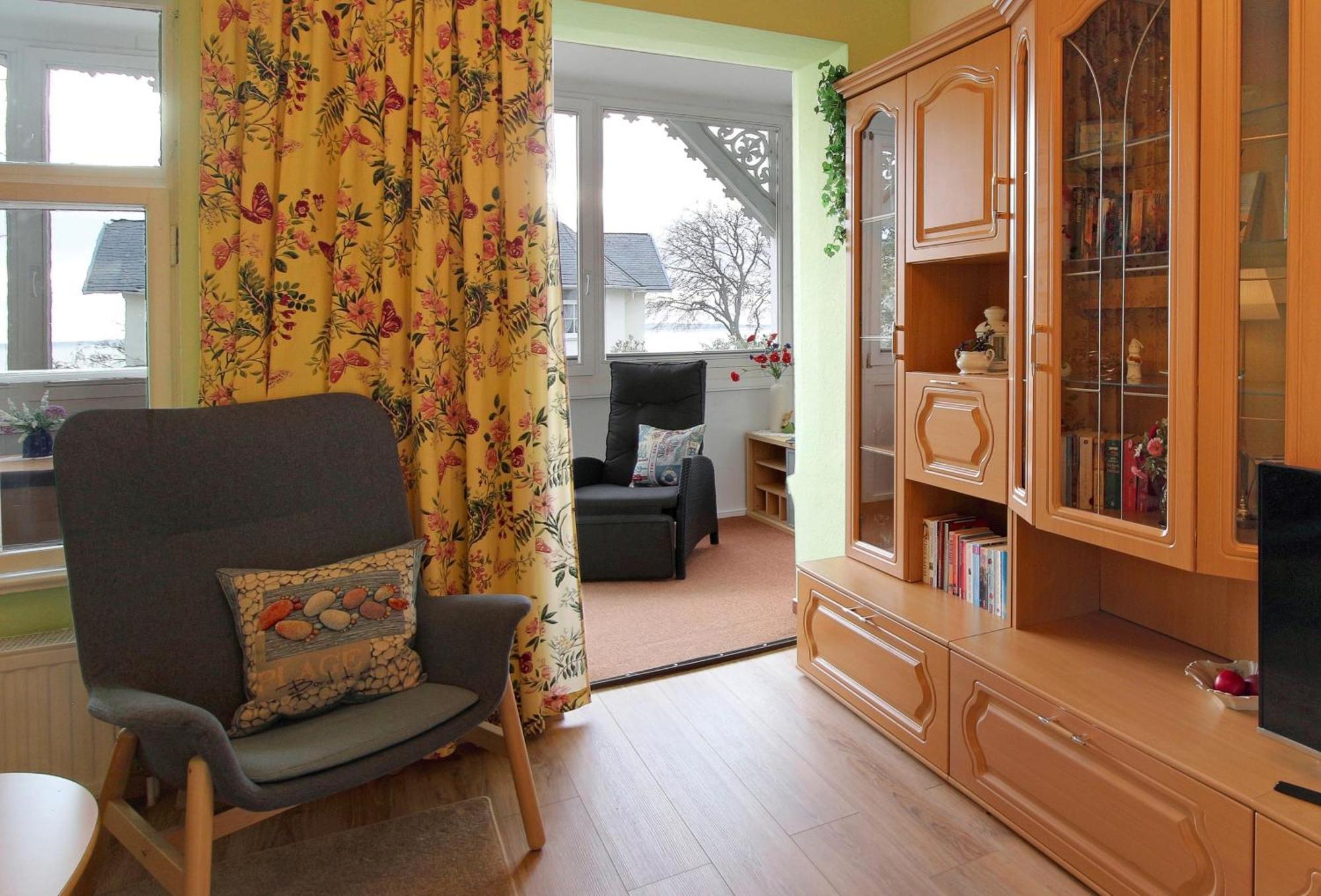 Villa Ostseelilie - Appartements Mit Balkon Und Meerblick ซาสนิทซ์ ห้อง รูปภาพ